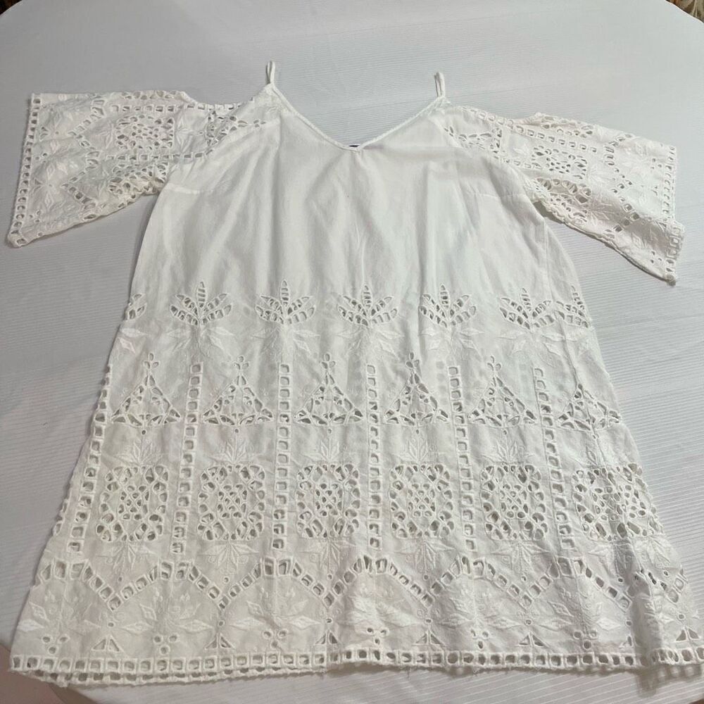 AMITA NAITHANI White Embroidered Eyelet Tunic Top Dress Size Medium